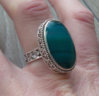 Zilveren ring blauw/groene Botswana Agaat bewerkte setting 17.5